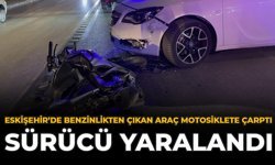 Eskişehir’de Benzinlikten Çıkan Araç Motosiklete Çarptı: Sürücü Yaralandı