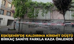 Eskişehir'de Kaldırıma Kiremit Düştü: Birkaç Saniye Farkla Kaza Önlendi