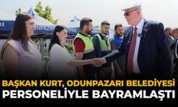 Başkan Kurt, Odunpazarı Belediyesi Personeliyle Bayramlaştı