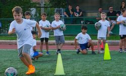 Eskişehir'de Yaz Spor Eğitimleri Yüzlerce Çocuğu Sporla Buluşturuyor