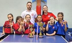 Eskişehir’in Kız Masa Tenisi Takımından Büyük Başarı
