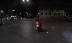 Eskişehir’de Yolu Şaşıran Motosikletli Arkadaşını Kahkahaya Boğdu