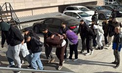5 İlde Eş Zamanlı Fuhuş Operasyonu: 17 Şüpheli Adliyeye Sevk Edildi