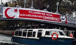 Altes’ten Cumhuriyet Bayramı Pankartı