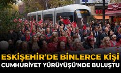 Eskişehir’de Binlerce Kişi Cumhuriyet Yürüyüşü’nde Buluştu