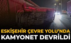 Eskişehir Çevre Yolu'nda Kamyonet Devrildi