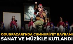 Odunpazarı'nda Cumhuriyet Bayramı Sanat ve Müzikle Kutlandı