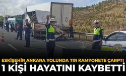 Eskişehir Ankara Yolunda Tır Kamyonete Çarptı: 1 Kişi Hayatını Kaybetti