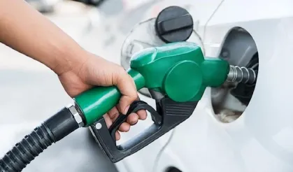 Akaryakıtta Tüm Zamanların Rekoru: Pompaya Dev Zam Geliyor