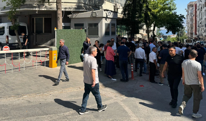 İzmir Belediyesi'ne Operasyon: 157 Kişi Gözaltında