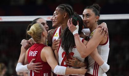 Şampiyonuz: Filenin Sultanları Final Maçında Brezilya'yı 3-1 Mağlup Etti