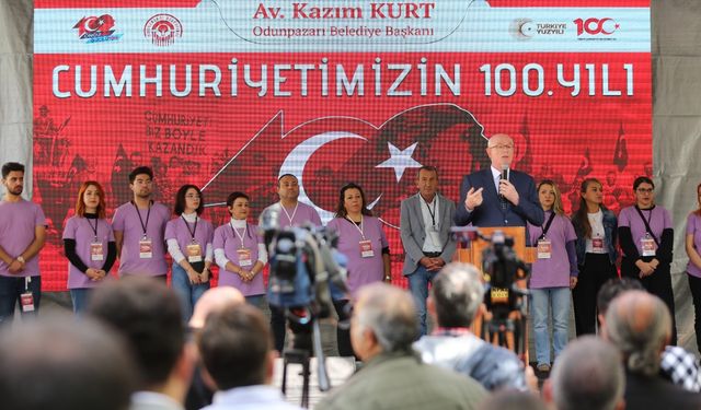 Odunpazarı’ndan Cumhuriyet’in 100. Yılına Özel Demokrasi Şöleni