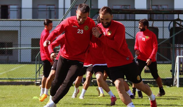 Eskişehirspor Yeni Sezonun İlk Resmi Maçına Hazırlanıyor