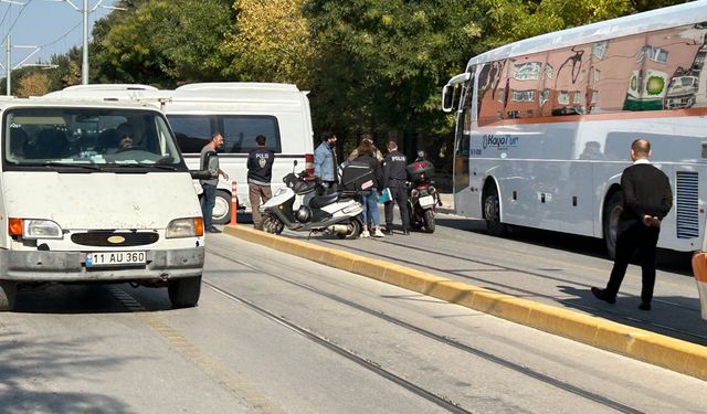 Hatalı Dönüş Yapan Minibüse Çarpan Motosiklet Sürücüsü Yaralandı