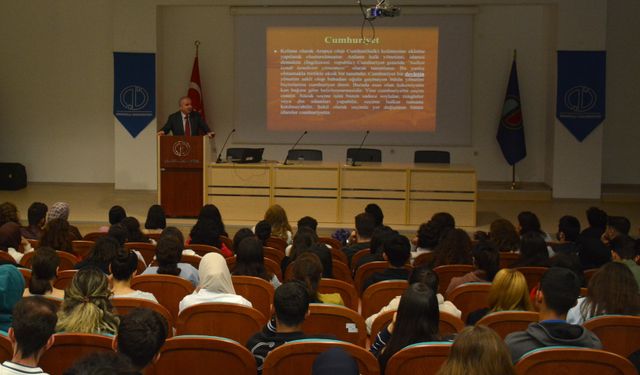 Eğitim Fakültesi'nden Milli İrade ve Cumhuriyet Konferansı