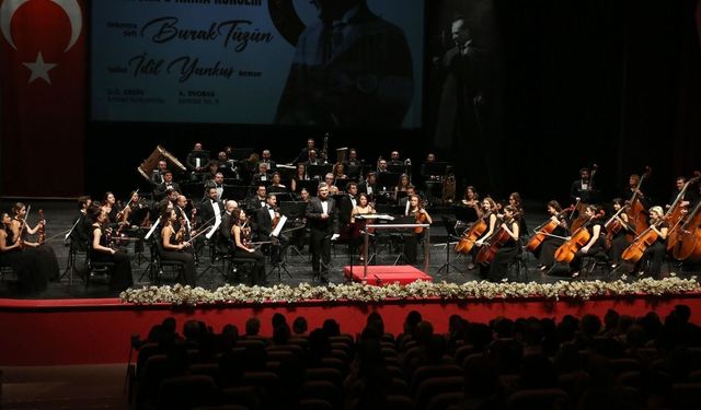 Eskişehir'de Senfoni Orkestrası'ndan 10 Kasım'a Özel Anlamlı Konser