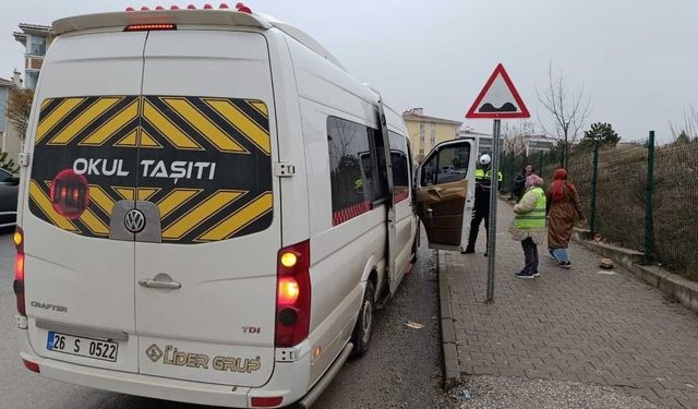 Polis ve Jandarmadan Okul Servislerine Denetim