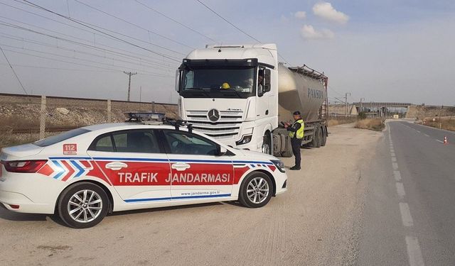 Trafik Denetimlerinde 333 Araca 495 Bin TL Ceza Yazıldı