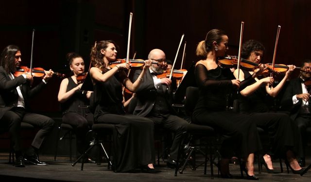 Senfoni Orkestrası'ndan Etkileyici Konser