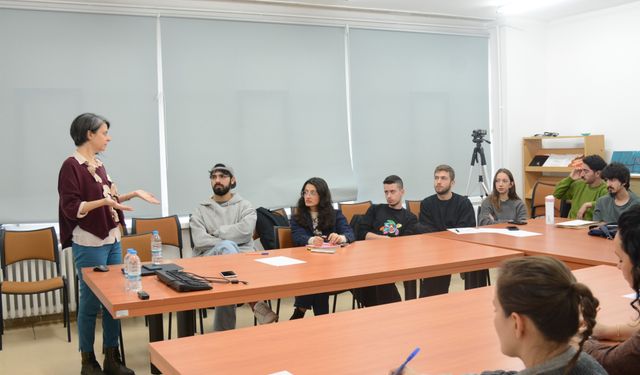 Anadolu Üniversitesi Güzel Sanatlar Eğitimi Bölümünden ‘Kolografi Baskı Çalıştayı’