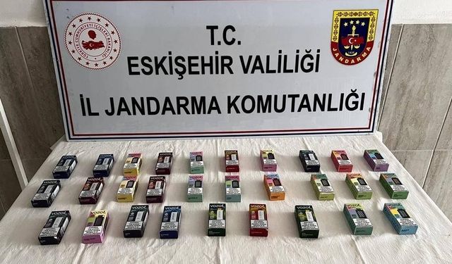 Jandarma Satılmak Üzere Hazırlanan 29 Kaçak Sigara Yakaladı