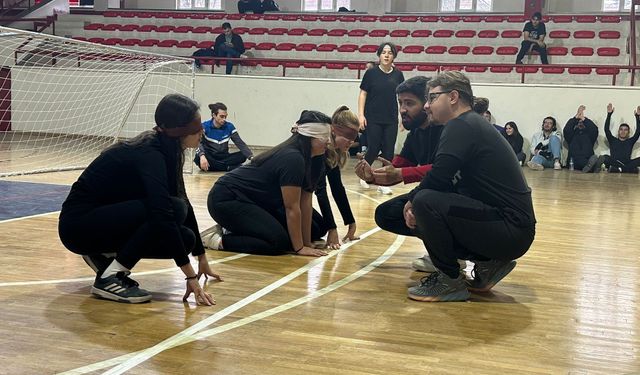 Goalball Turnuvası'nda Farkındalık İçin Sahaya Çıktılar