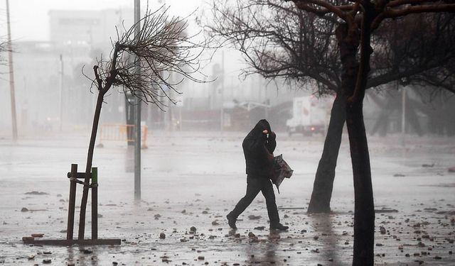 Dikkat: Eskişehir'de Kuvvetli Rüzgar Bekleniyor