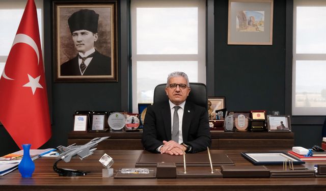 Nadir Küpeli: "Okulumuz Türkiye'nin Göz Bebeği Oldu"