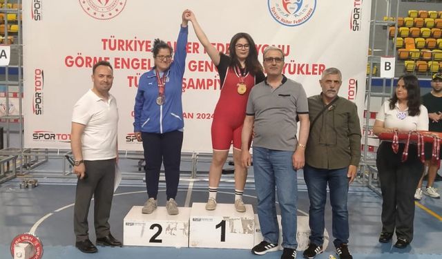 Eskişehirli Görme Engelli Sporcudan Büyük Başarı