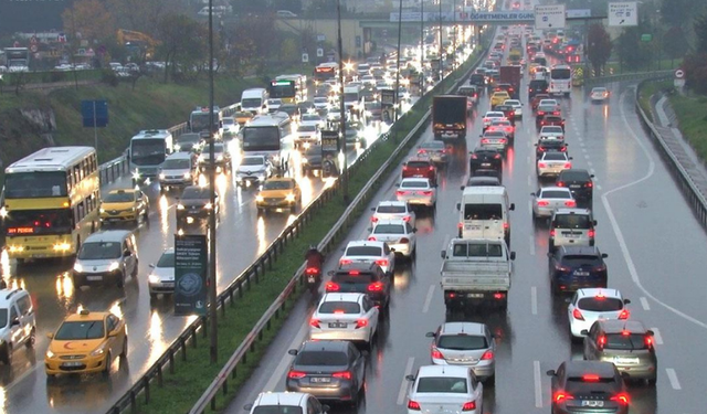 Eskişehir'de Trafiğe Kayıtlı Araç Sayısı Yine Arttı