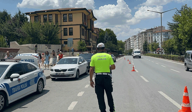 Eskişehir'de Trafiğe Kayıtlı Araç Sayısı 350 Bini Aştı