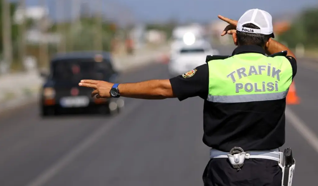 Trafik Denetimlerinde Araç ve Sürücülere Ceza Yağdı