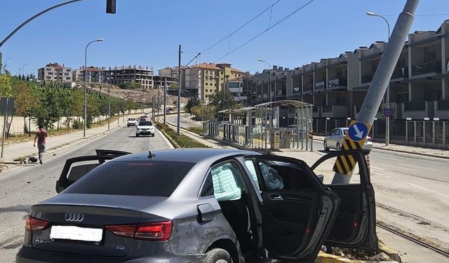 Eskişehir'de Kaza: Acil Durum Otobüsleri Devrede