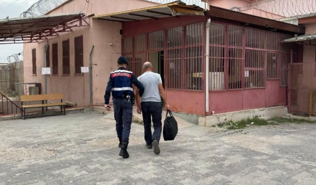 33 Yıllık Cezadan Aranıyordu Jandarma İstihbarat Yakaladı