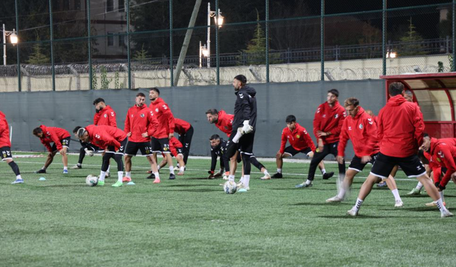 Eskişehirspor Evindeki İlk Maçta Galibiyet İstiyor