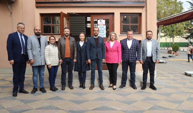 Meclis Üyeleri'nden 'Askıda Yemek' İçin Bağış