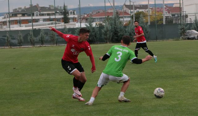 Eskişehirspor Domaniç'e Gol Oldu Yağdı