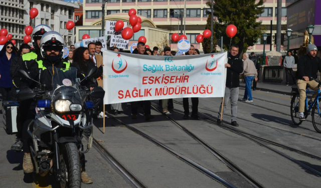 Organ Bağışı Haftasında Farkındalık Yürüyüşü Yapıldı