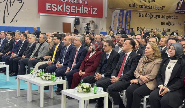 AK Parti Tepebaşı Kongresi Gerçekleşti