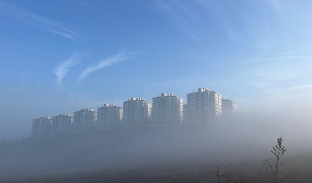 Eskişehir'de Sisli Hava Etkili Oldu