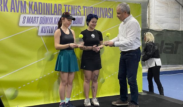 Espark'ta Kadınlar Tenis Turnuvası Düzenlendi