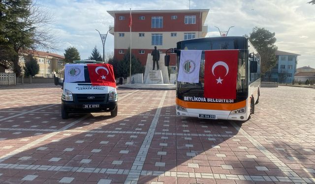 Beylikova'ya Otobüs ve Cenaze Aracı Hibe Edildi