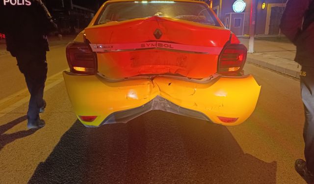 Eskişehir’de Alkollü Sürücü Taksiye Çarptı!