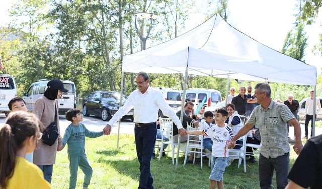 Elektrikçiler Odası Yıl Sonu Pikniğinde Üyeler ve Aileler Buluştu