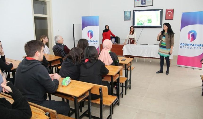 Okullarda İklim Değişikliğine Dikkat Çekiliyor