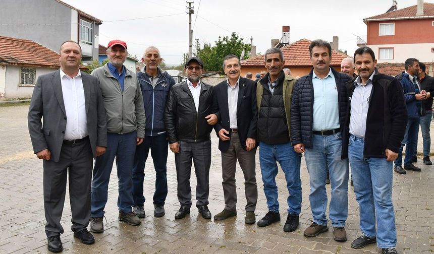 Başkan Ataç Yağmur Dualarında Vatandaşla Buluştu