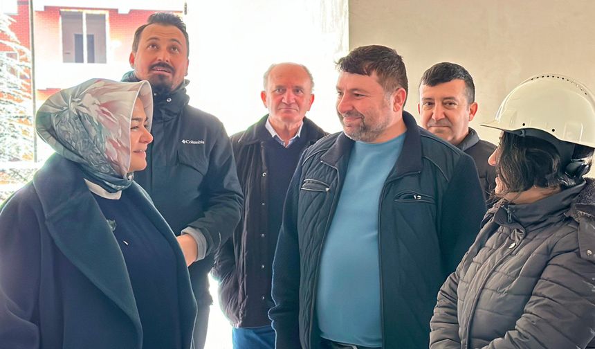 AK Parti Milletvekili Ayşen Gürcan EAL Velileriyle Buluştu