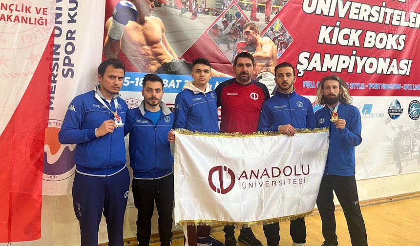 Anadolu Üniversitesi Madalya İle Eskişehir'e Döndü