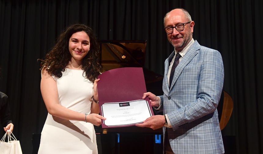 Anadolu Üniversitesi Öğrencileri Dünyaya Açıldı