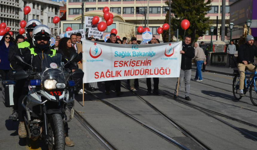 Organ Bağışı Haftasında Farkındalık Yürüyüşü Yapıldı